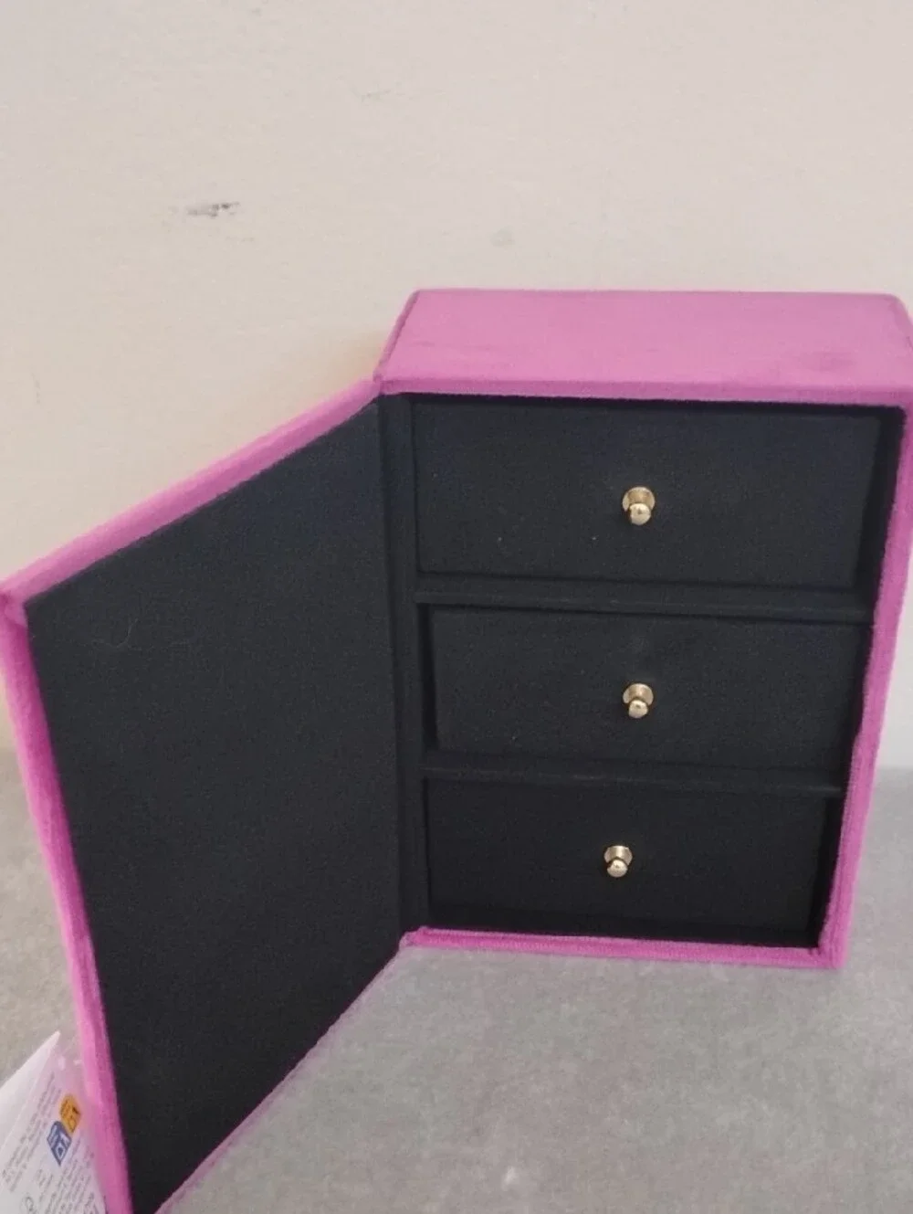 NWT Pink /Purple Velvet Jewelry Box with Gold Accent